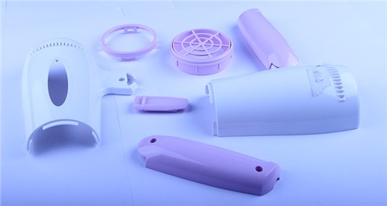 線(xiàn)割機(jī)在現(xiàn)行塑膠模具加工中的缺陷