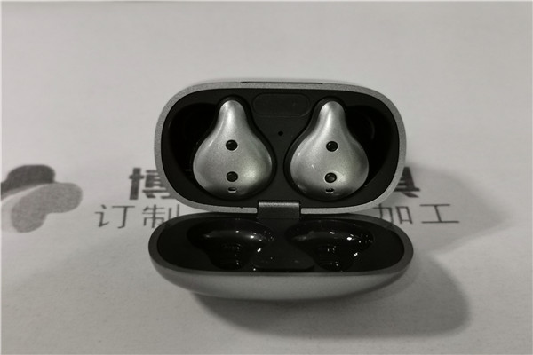 博騰納出品的藍牙耳機模具——已獲得68家品牌企業(yè)的口碑認(rèn)可
